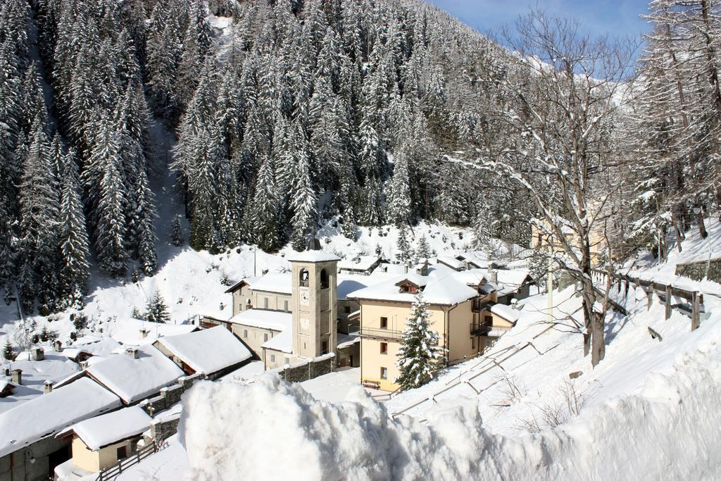 Suisse 2*